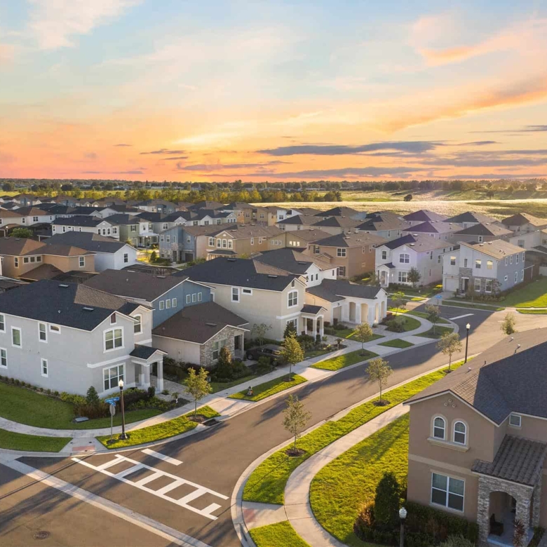 A nova onda de investidores estrangeiros em Orlando: por que o mercado voltou a aquecer em 2025